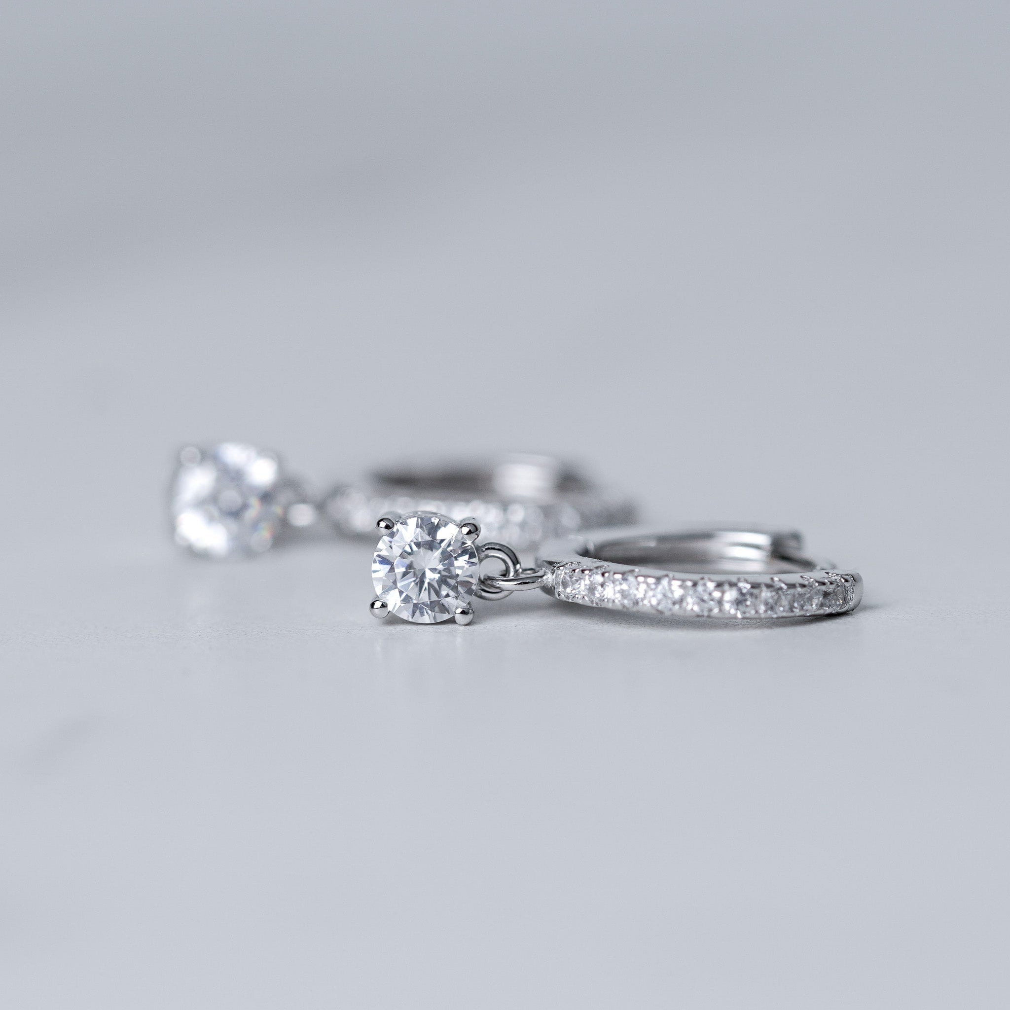 Small Hoop With Single Drop Diamond Earrings - 4 Prongs