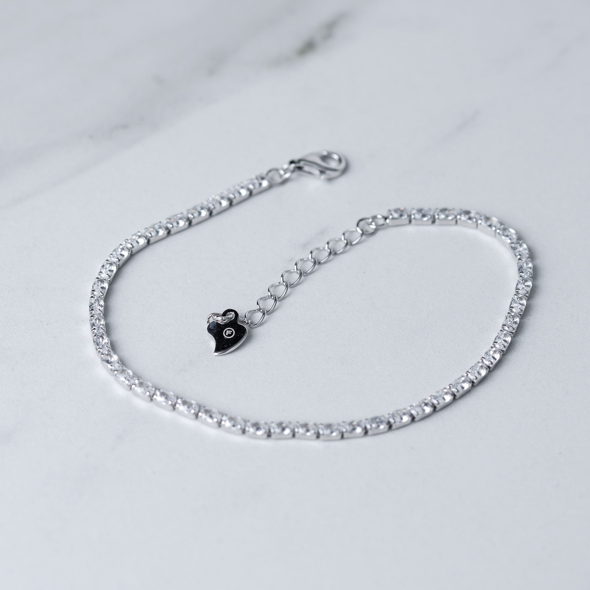 Adjustable Tennis Bracelet - Oval