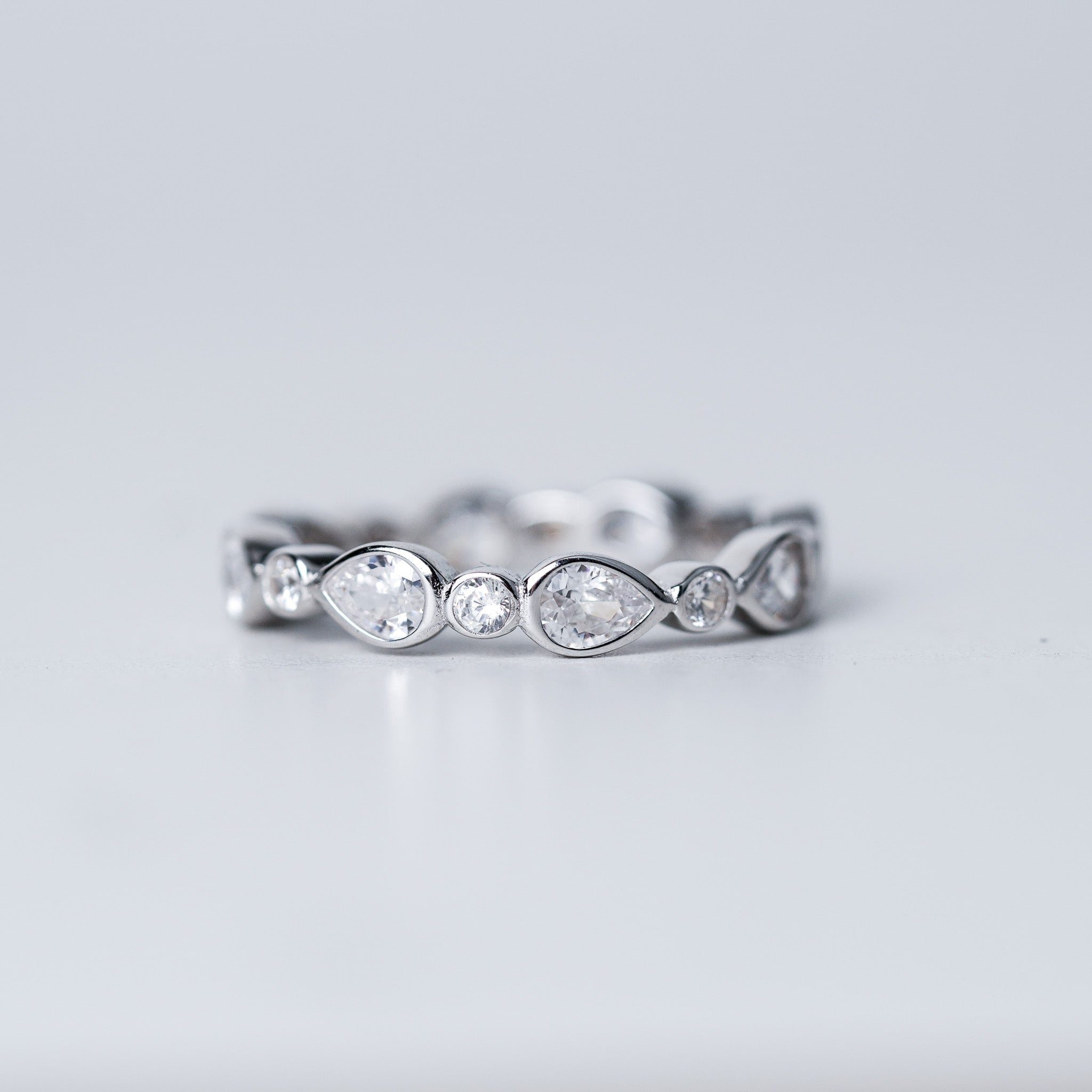 Pear & Dot Wedding Band | Simulated Diamond