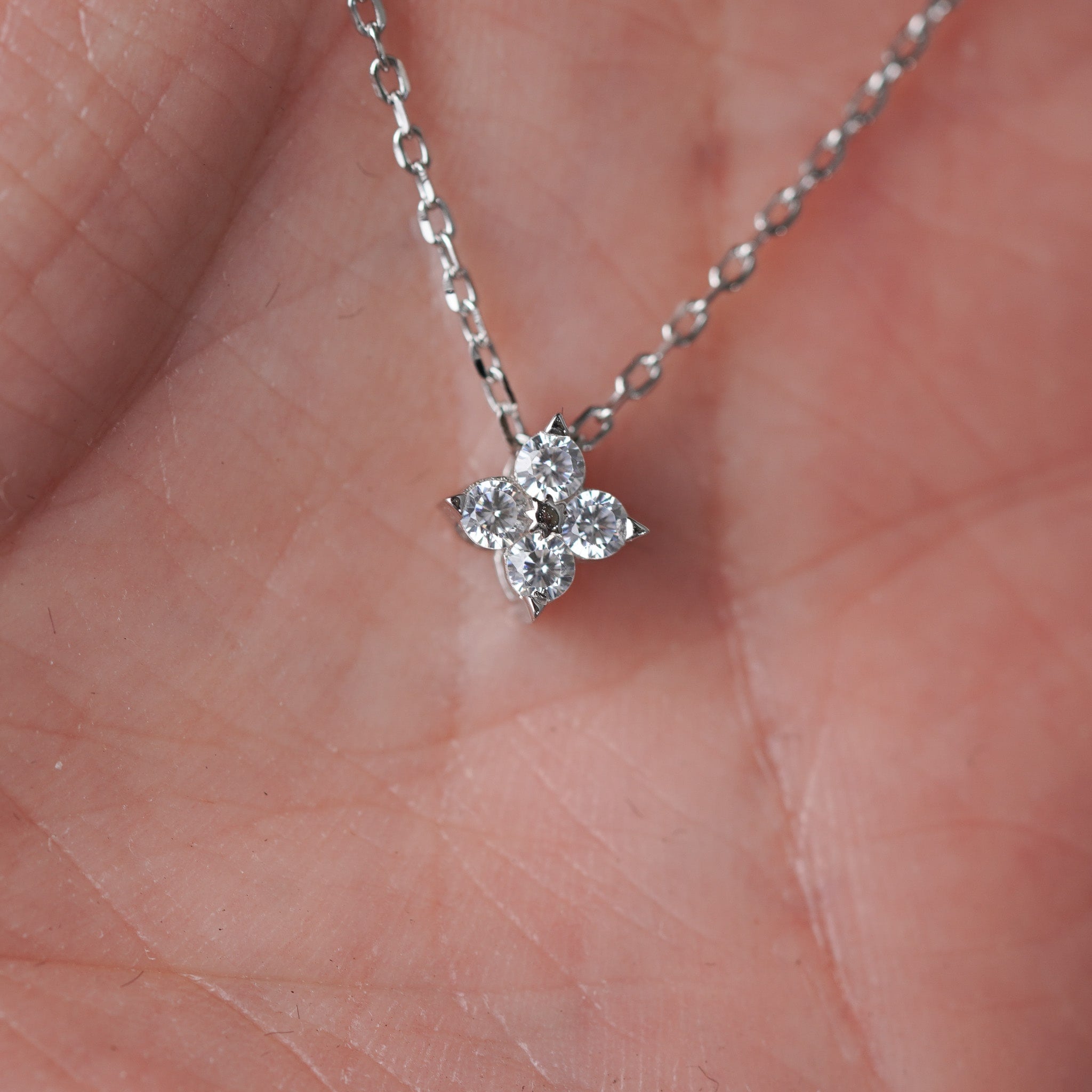 Tiny Cute Flower Necklace | Simulated Diamond